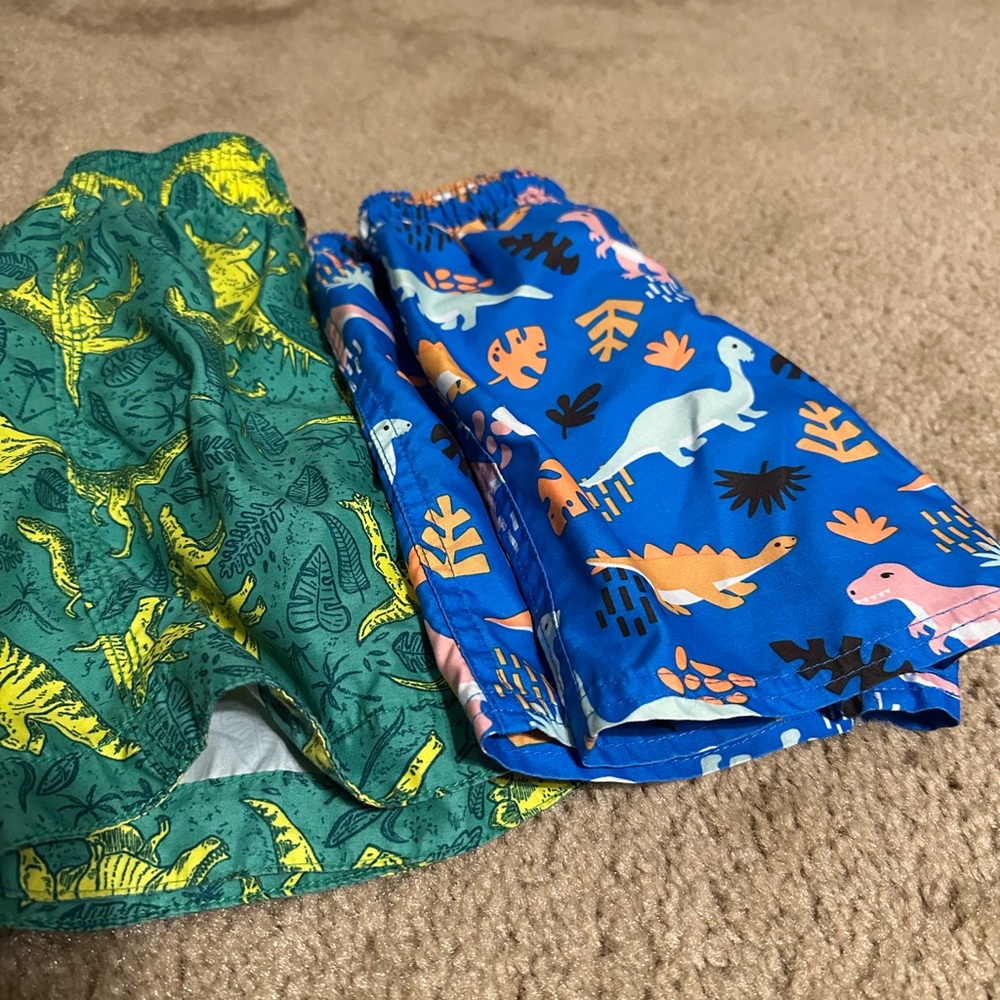 Colorful Patterned Swim Trunks Set - Picture 4 of 4